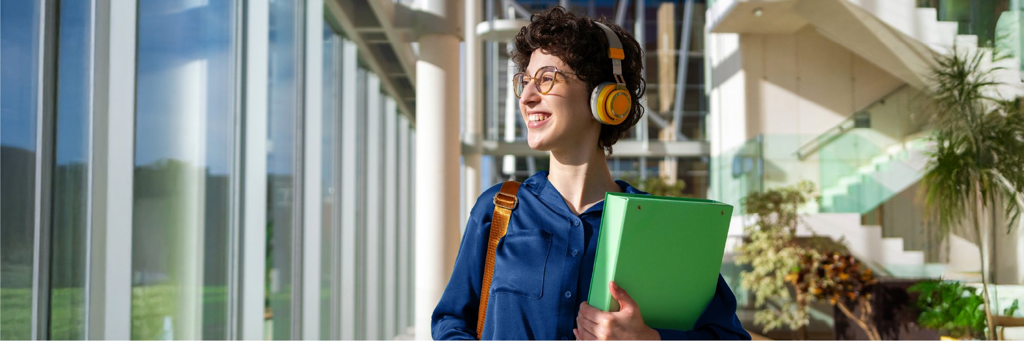 header-image-desktop